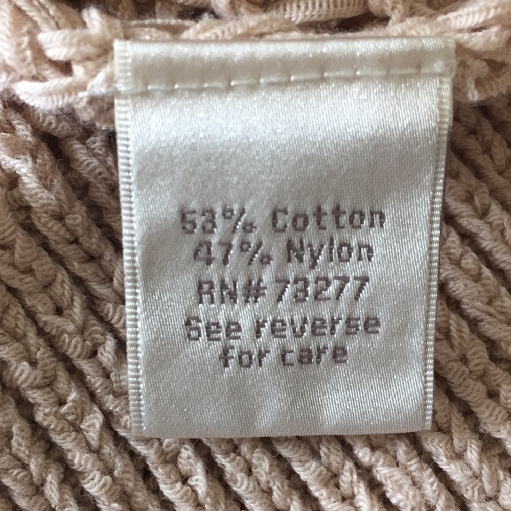 Lauren Conrad XS Crochet Top - Picture 4 of 4